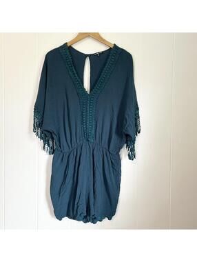 Charlotte Russe Crochet Short Sleeve Tassel V-Neck Romper Plus Size Women's 2X